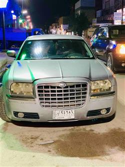 کرایسلەر 300